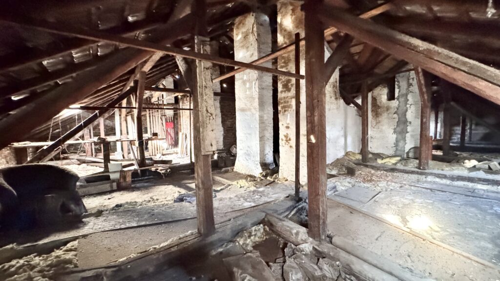 Poddasze do adaptacji 179 m2, Kraków image00026